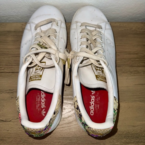 Adidas - Sam Smith - Women's Sneakers with Gold and Multicolor Snakeskin Accents - Picture 3 of 5